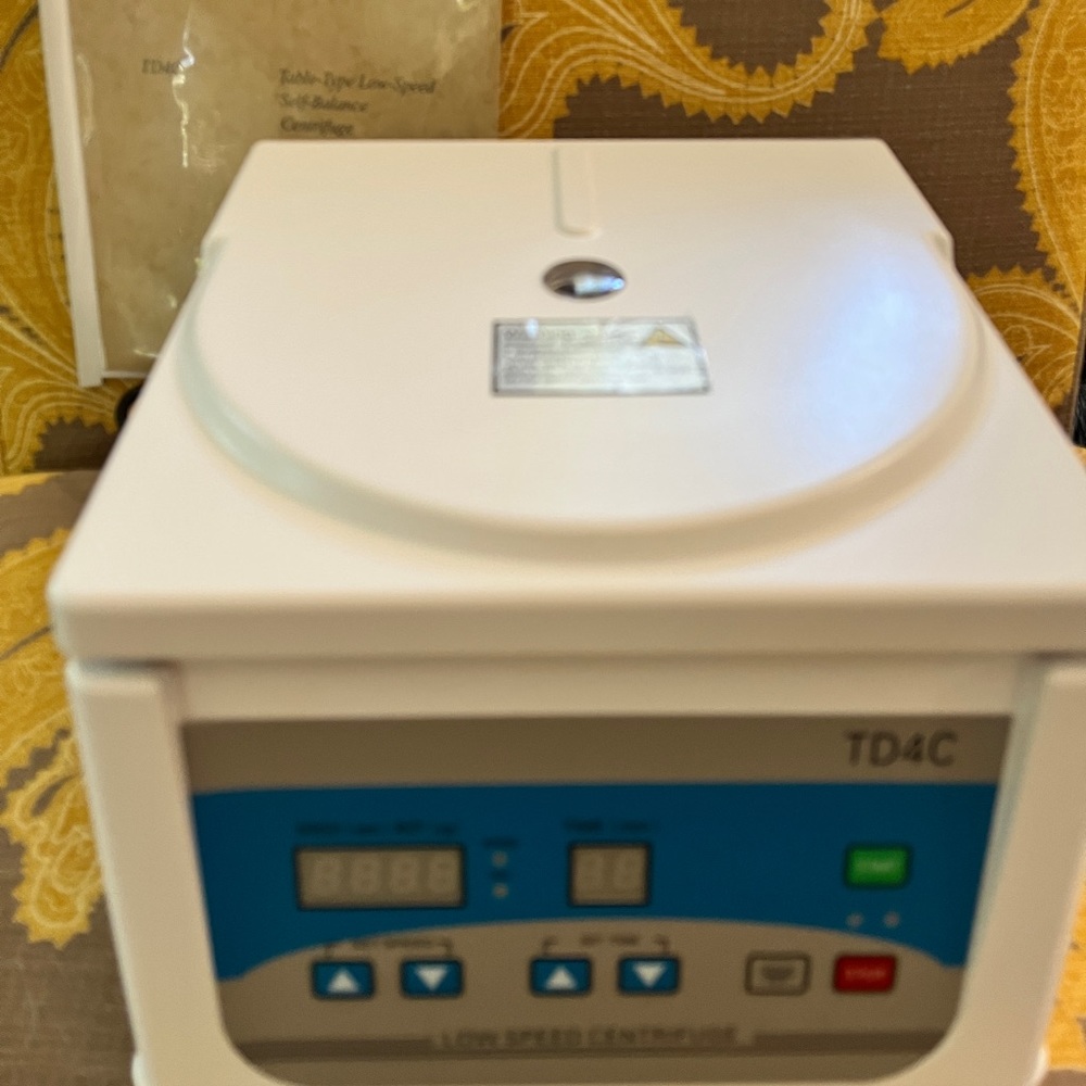 COPY - TD4C PRP Desktop Low Speed Centrifuge Machine